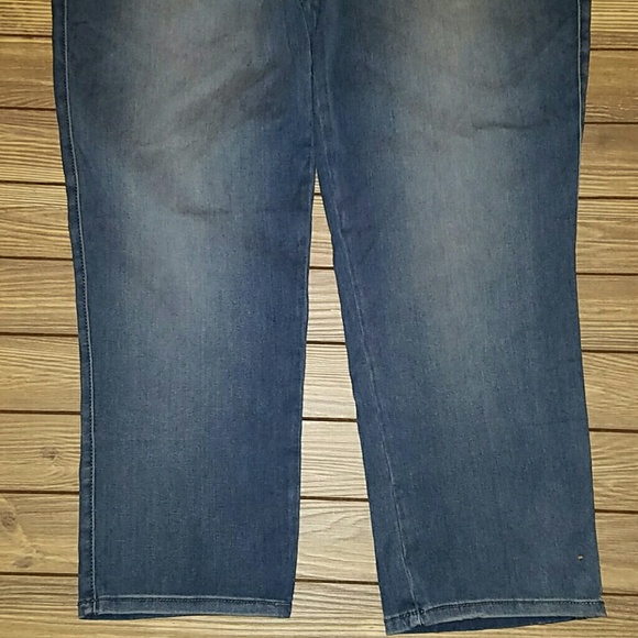 Avenue straight leg jeans - Picture 3 of 6